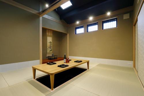 Kyoyado USAGI   -Small luxury hotel at NIJO Kyoto- - 편의 시설/서비스