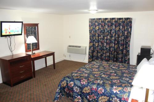 Passport Inn and Suites - Middletown Room Type - Queen Room with Spa Bath