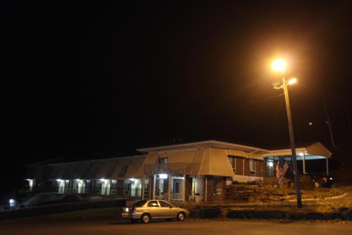 Passport Inn and Suites Middletown - 출입구