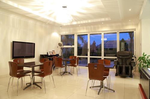 Cycad Palm Guest House Gaborone