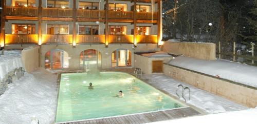 Alliey & Spa Piscine Appart-hôtel Serre chevalier Hotel de charme Les Sagnères