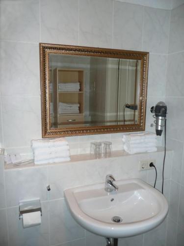 Design Apartments Bremen - image 14