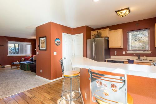 3473 Sunburst Ct Condo - image 2