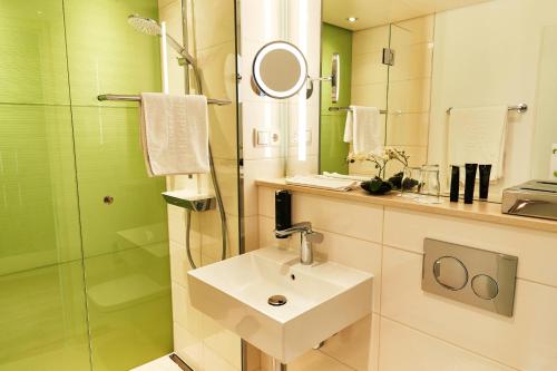 Steigenberger Airport Hotel Frankfurt - image 7