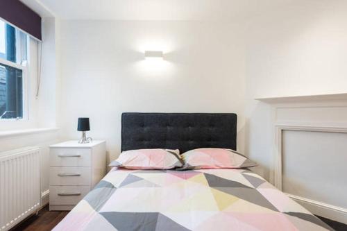 Fleet Street Apartment 4 - image 11