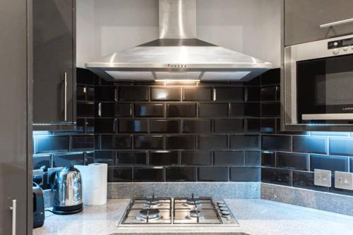Fleet Street Apartment 3 - image 11