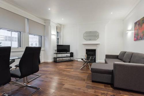 Fleet Street Apartment 3 - image 14