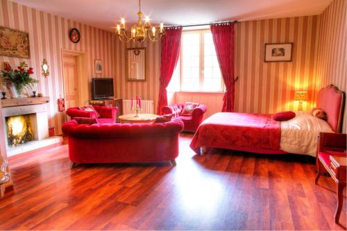 Chateau Le Val - image 2