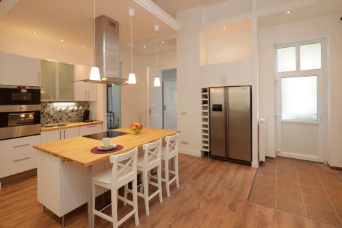 Urban Haven - 3 Beds, 3 Baths, Free Parking, Near Central Market, Budapest (foto 7)