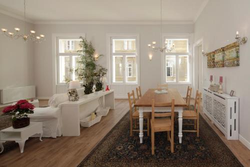 Urban Haven - 3 Beds, 3 Baths, Free Parking, Near Central Market, Budapest (foto 9)