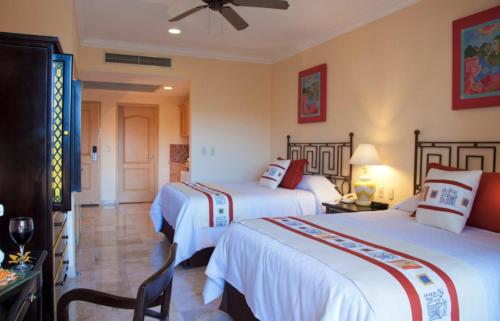 Suites at Villa del Palmar Flamingos Beach Resort Riviera Nayarit – Nuevo Nayarit, TX