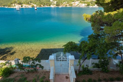 Villa Dubravka - heated outdoor pool and indoor jacuzzi