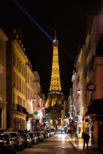 Cosy Apartment near Eiffel Tour photo