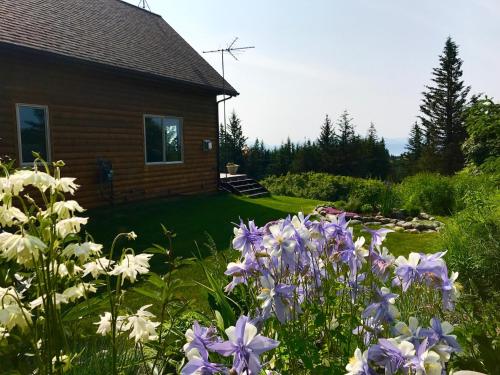 Cozy Cove Inn - image 2