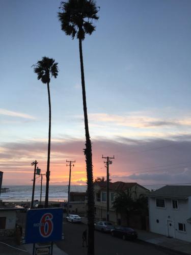 Motel 6 Pismo Beach, CA - Pacific Ocean - 전망