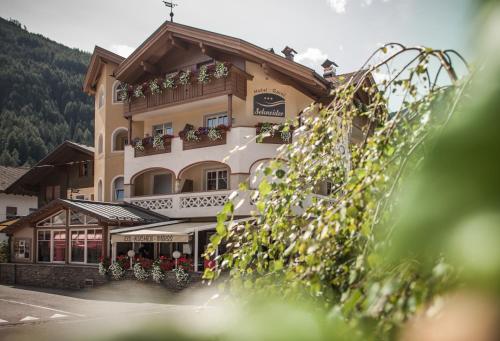 Hotel Garni Schneider, Luttach bei Mühlen in Taufers