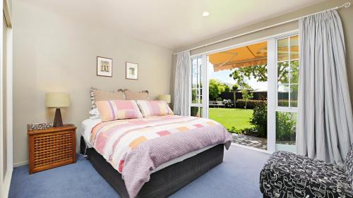Olive House Bed and Breakfast - image 4