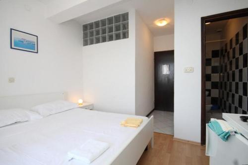  Double Room Zaklopatica 994a in Lastovo