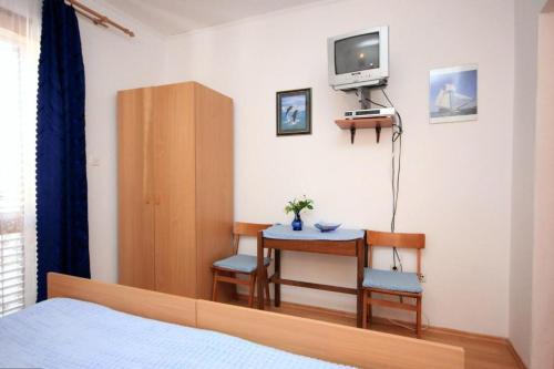  Twin Room Brsecine 8541a in Brsečine