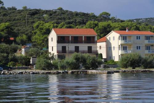 Apartments by the sea Tkon Pasman - 8376 Tkon 