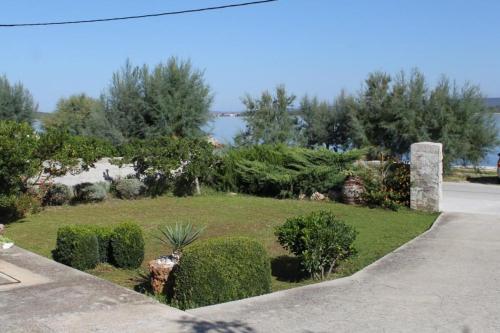 Apartments by the sea Tkon Pasman - 8376 - image 3