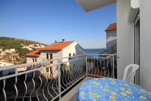  Apartment Mavarstica 8685b, Pension in Trogir