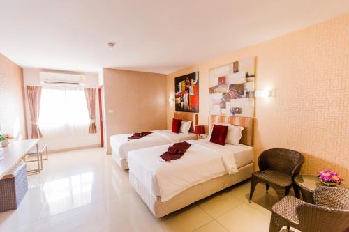 room detail thumbnail 0