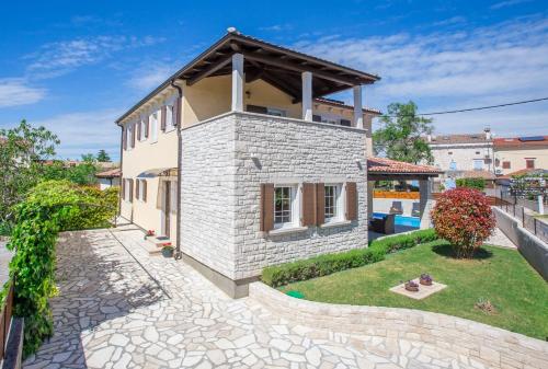  Villa Ena San Lorenzo in 52448 Stranići kod Lovreča