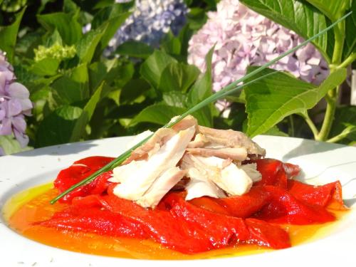 Hotel Restaurante Marroncin in กังกาส เดล นาร์เซอา