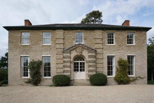 Vchod, The Modern Duke’s Retreat - Stunning 6BDR Manor House in Longworth