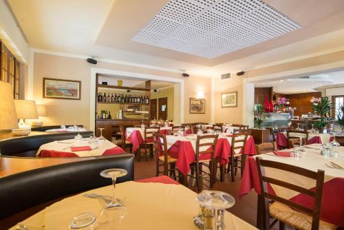 Hotel Tre Castelli - image 3