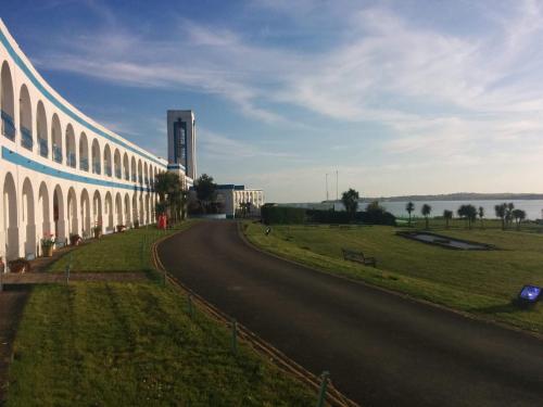 Riviera Hotel - main image