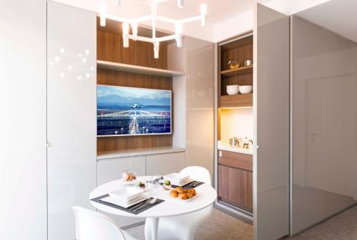 Dilman Luxury Stay - image 6