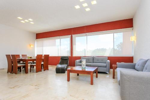 Private Pool Penthouse, Bikes plus Resort Pool Onsite! in Playa del Carmen, Mexico