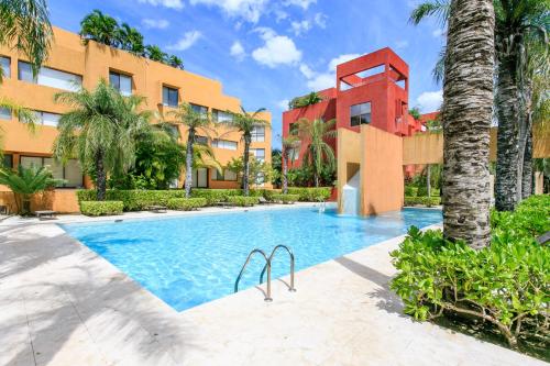 Private Pool Penthouse, Bikes plus Resort Pool Onsite! in Playa del Carmen, Mexico