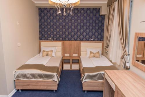 Hotel Crnogorska Kuća - image 3