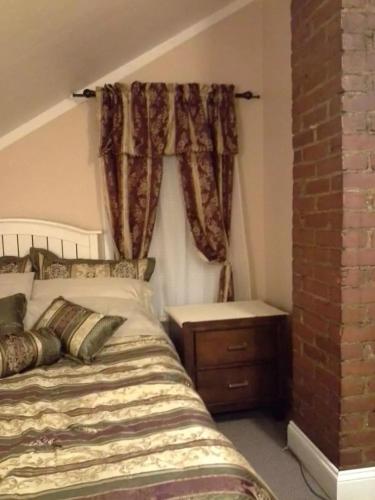JARVIS West Blvd 3BD Suites B by Edgewater Park & Downtown Cleveland (OH)