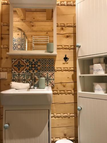 Zacisze Pod Lipą Zacisze Pod Lipą