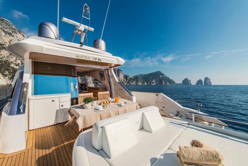  Capasecca Luxury Yacht, Sorrent