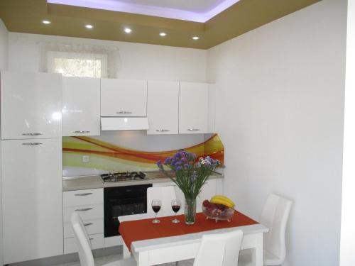 Apartment Carol 4 in Sreser