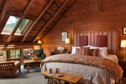 Inn at The Round Barn Farm - image 7