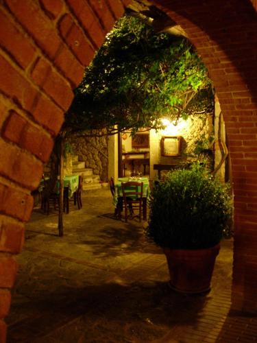 Dārzs, La Caveja in Pietravairano