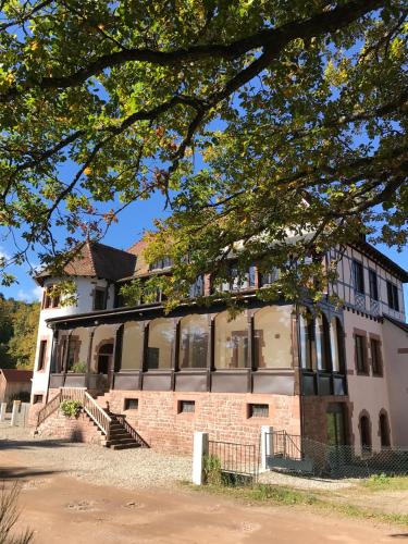 Logis Du Haut-Koenigsbourg - Apartment - Thannenkirch