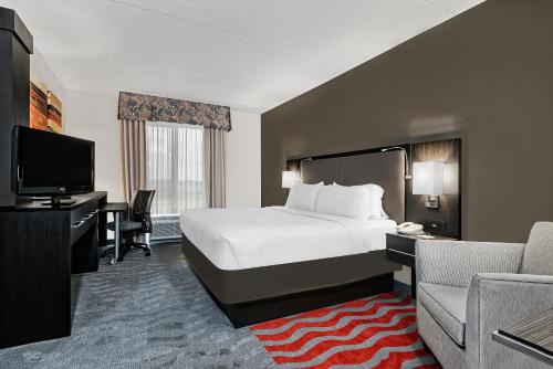 Holiday Inn & Suites College Station-Aggieland, an IHG Hotel