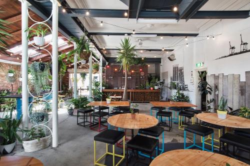 The Local Hotel - Perth
