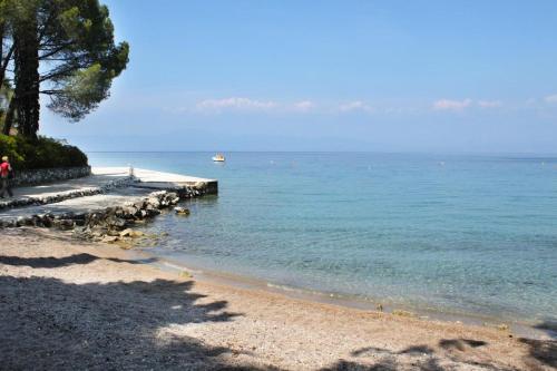 Apartments by the sea Malinska (Krk) - 5290 - image 2