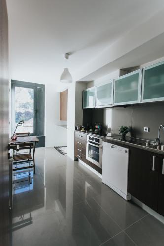 Geres Apartment