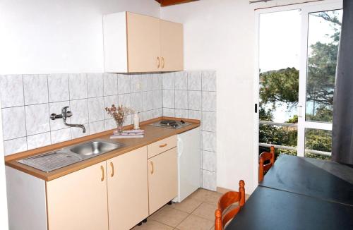  Apartment Saplunara 402a in Saplunara