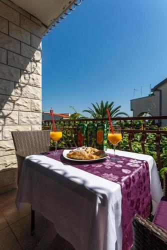 Apartments by the sea Mavarstica Ciovo - 1108 - image 5