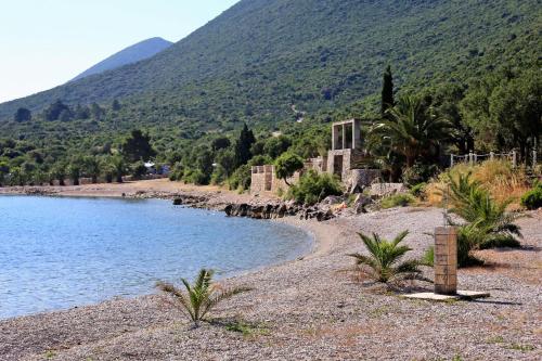 Apartments with a parking space Trpanj Peljesac - 10083 - image 8